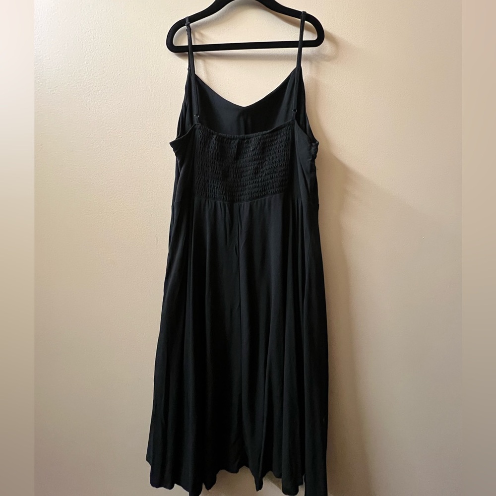 Old Navy Black Pleated Maxi Dress